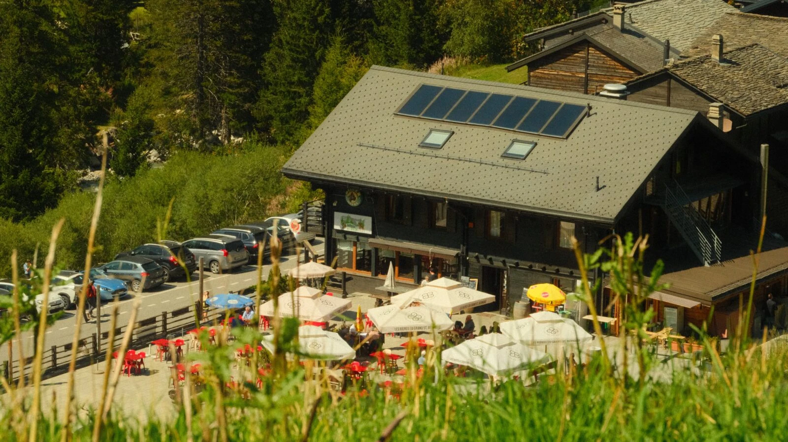Auberge des Glaciers mitt i La Fouly