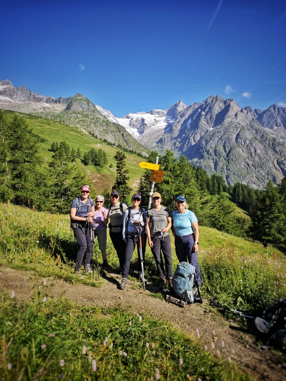 Champex-Lac, den schweiziska knutpunkten där många vandrare justerar sin planering