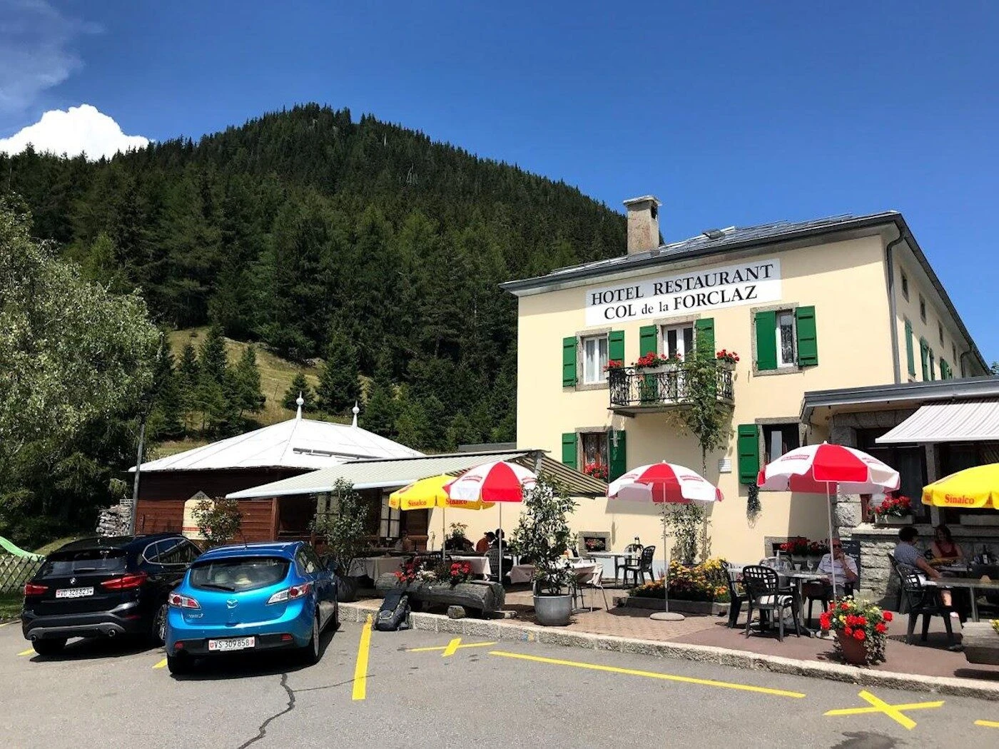 Hôtel du Col de la Forclaz, där varianterna Bovine och Arpette möts