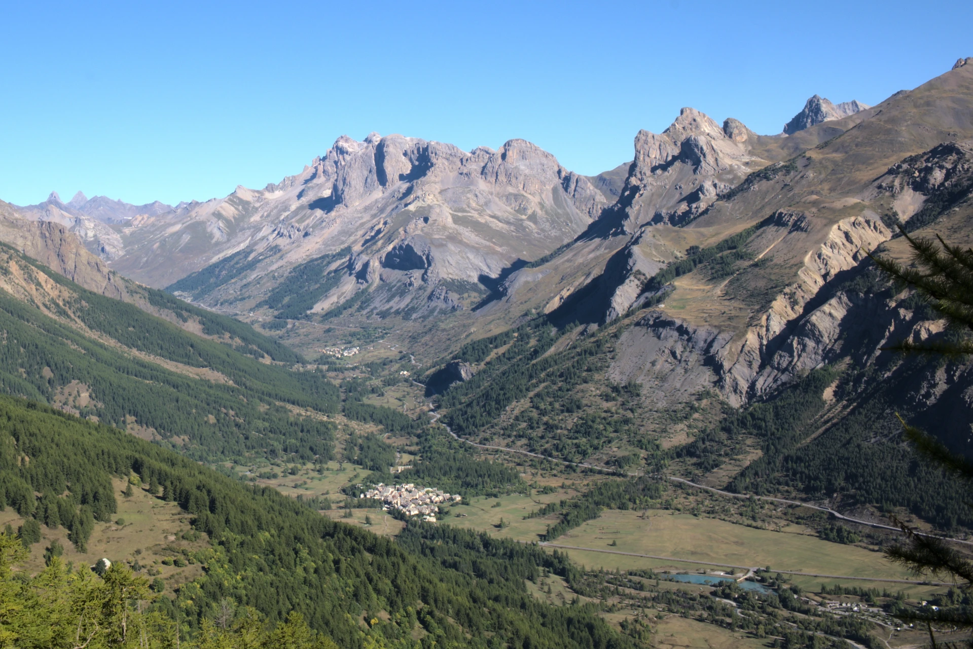 Guisanedalen
